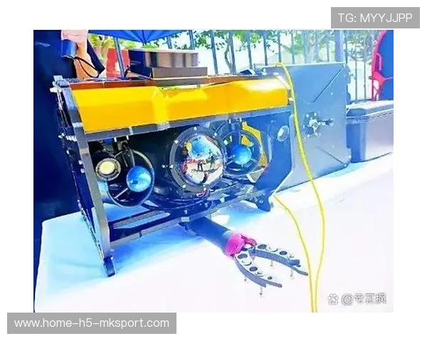 潜水世界纪录再被刷新，水下速度堪比电影特效