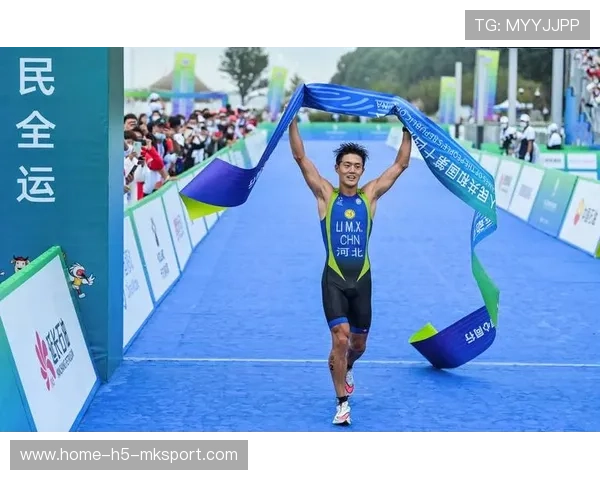 铁人三项队进行专项体能测试，总体成绩理想