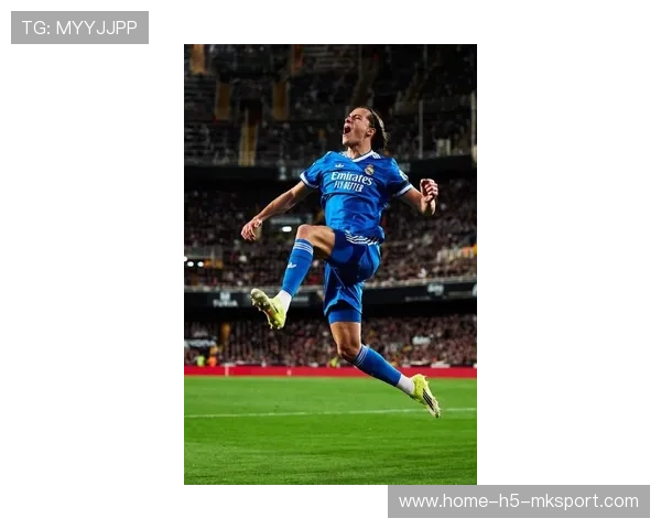 西甲-姆巴佩双响，贝林厄姆建功，皇马4-0瓦伦西亚各赛事6连胜，皇马半场5_0瓦伦西亚