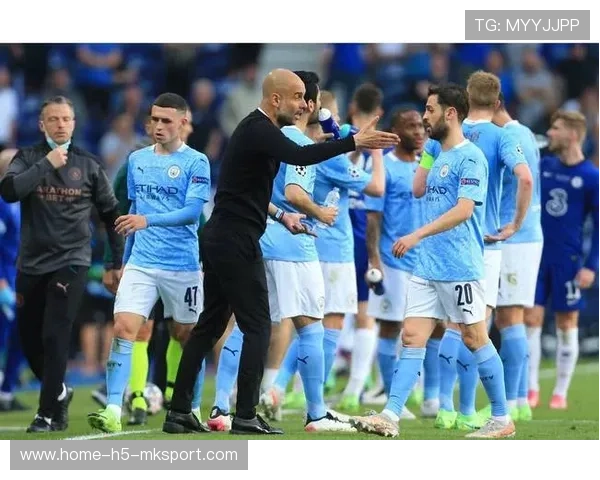 欧冠小组赛焦点对决：曼城与巴萨斗智斗勇，欧冠曼城vs巴黎圣日耳曼视频直播